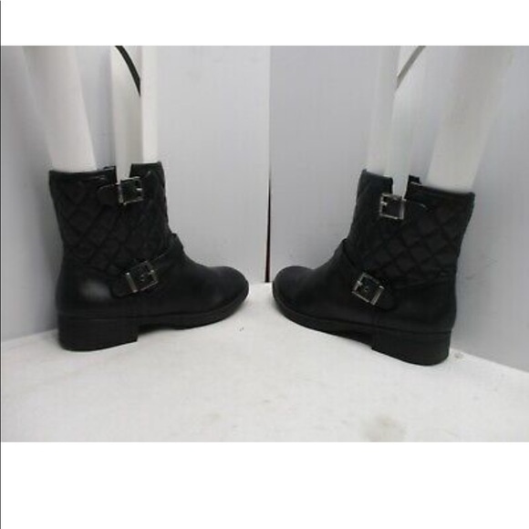 ARTURO CHIANG Sarabeth Quilted Boot Black Leather Boots - Picture 7 of 7